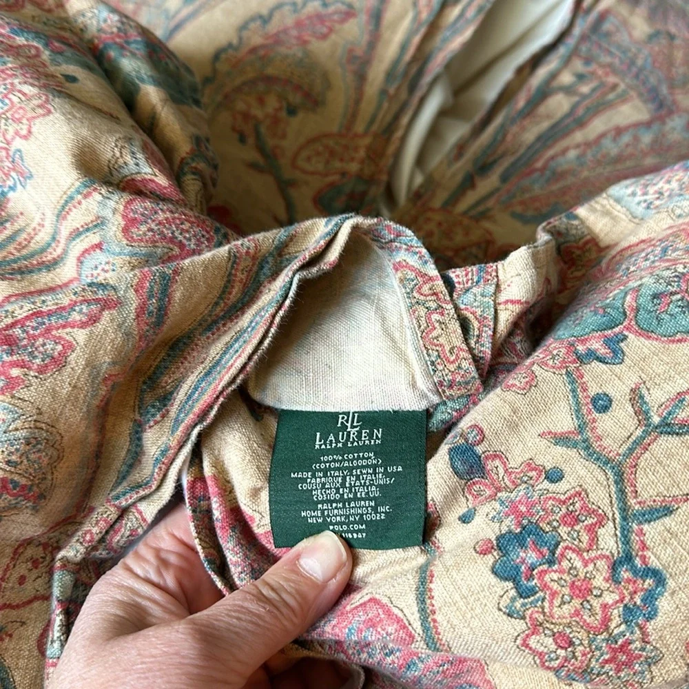 Lauren Ralph Lauren duvet cover w 2 euro shams. Elegant sophisticated bedroom